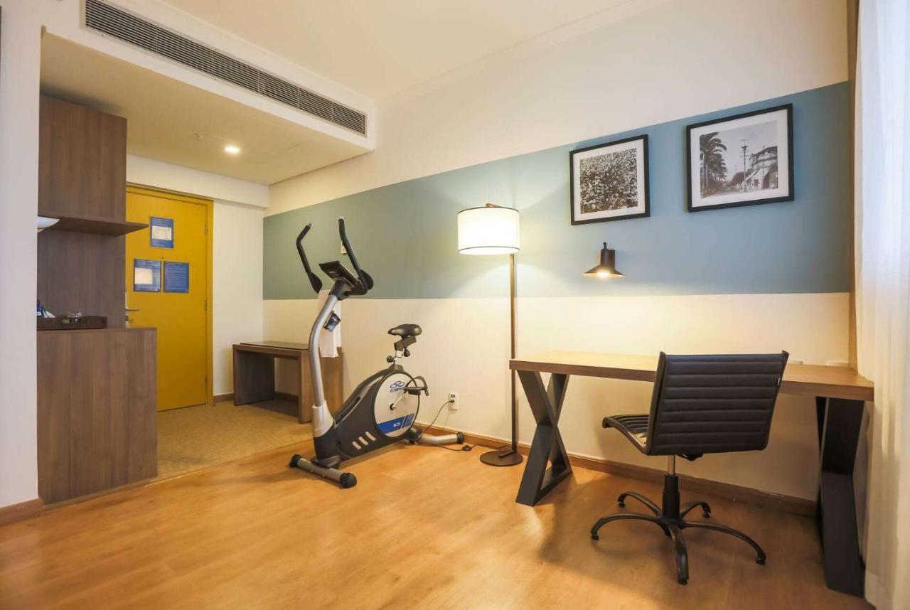 트립 바이 윈덤 리베이라오 프레토 호텔 리베이라오프레토 외부 사진 A typical room at the hotel
