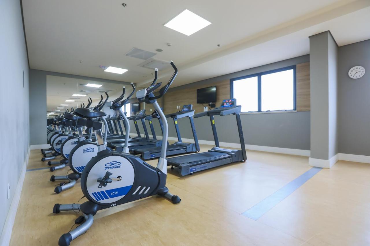 트립 바이 윈덤 리베이라오 프레토 호텔 리베이라오프레토 외부 사진 The gym at the hotel
